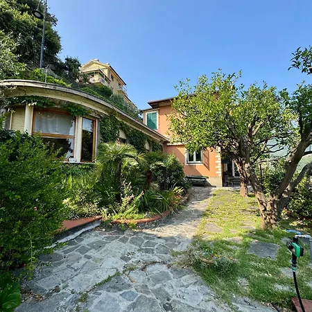 Casa Della Pina * Recco