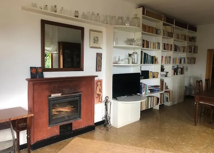 Casa Della Pina